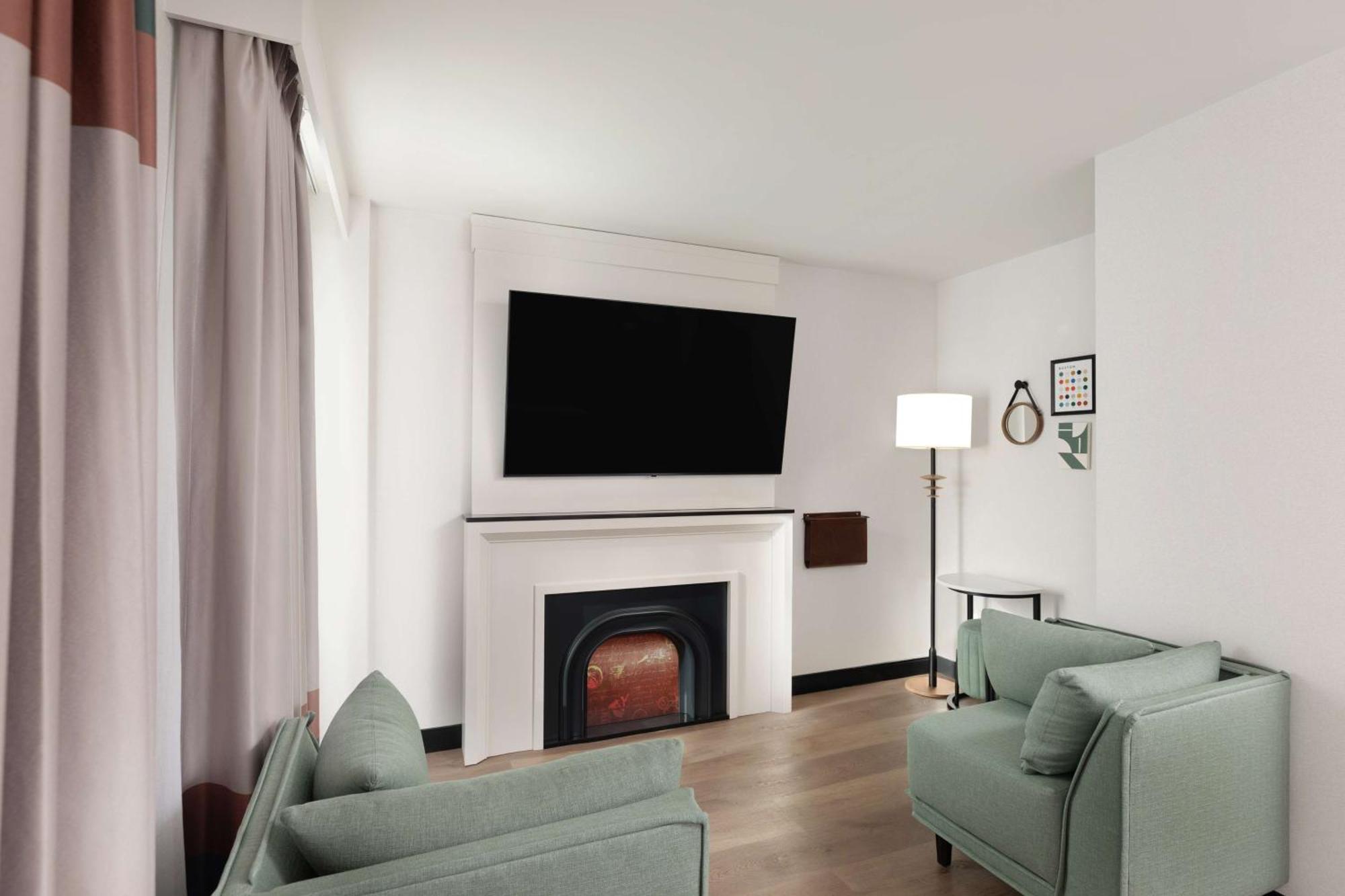 Pennyweight Hotel Boston, Curio Collection By Hilton Exterior foto